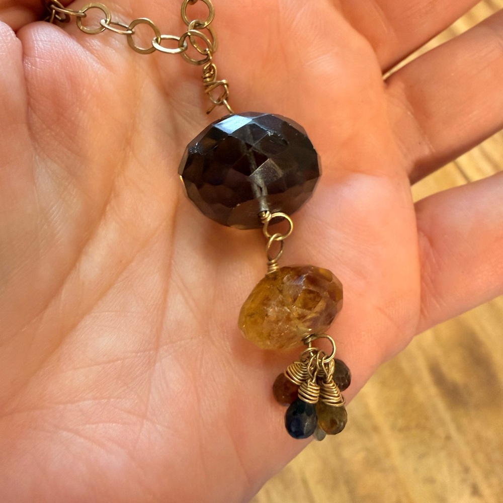 Elegant Long Gold and Brown Pendant Necklace